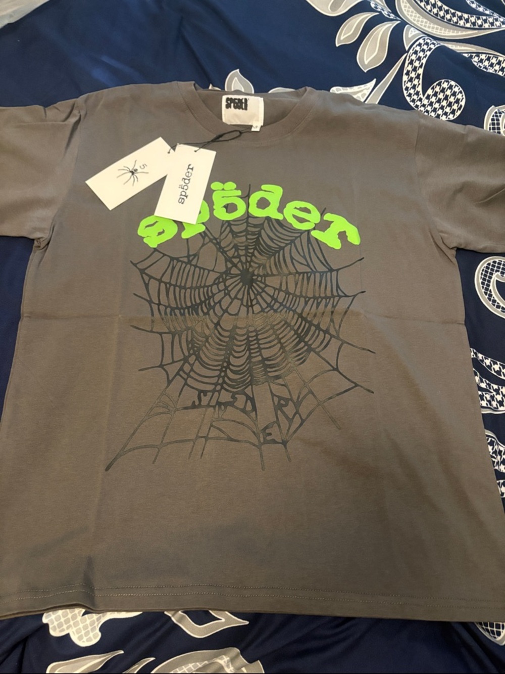 späder Men's Short Sleeve Graphic Tee - Gray with Neon Green Print